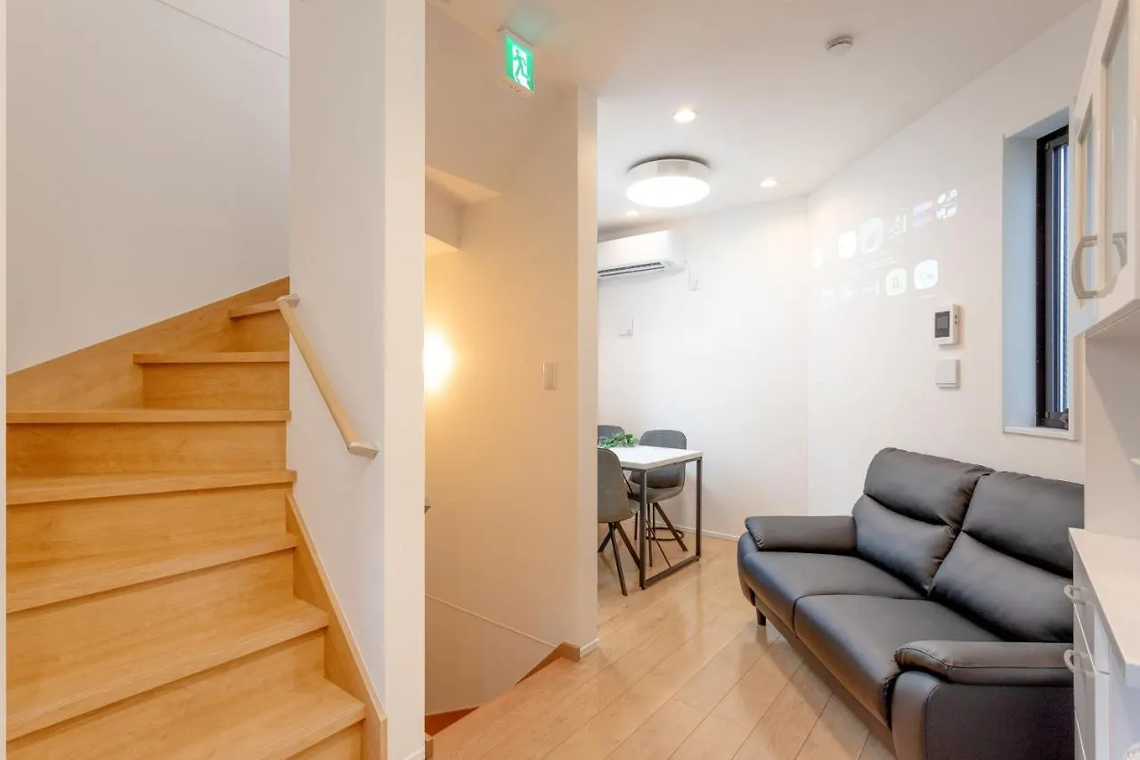Shinjuku City House 新宿シティハウス location