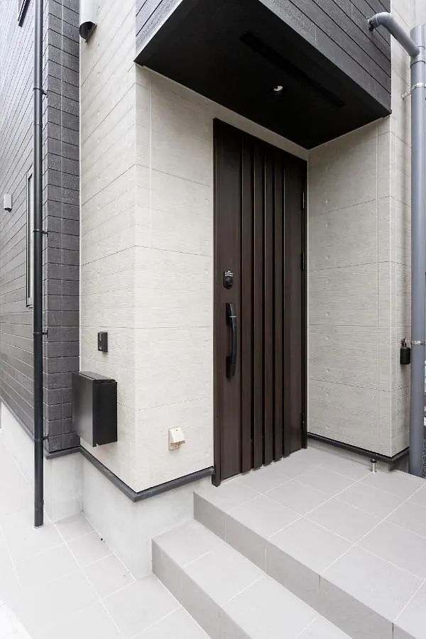 Shinjuku City House 新宿シティハウス Tokyo Apartment